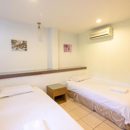 Uptown Hotel Kajang Bagian luar foto