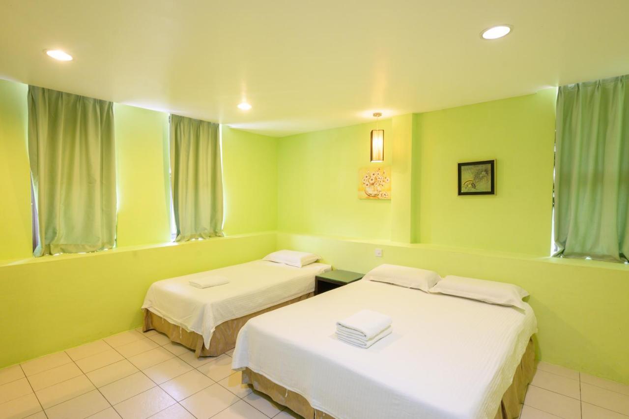Uptown Hotel Kajang Bagian luar foto