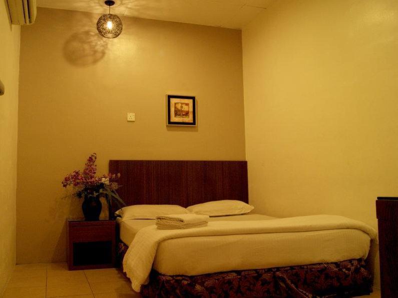 Uptown Hotel Kajang Bagian luar foto