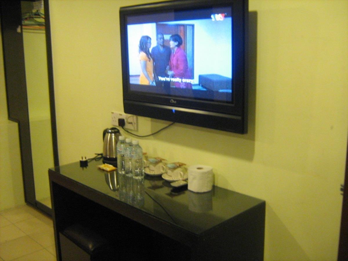 Uptown Hotel Kajang Bagian luar foto