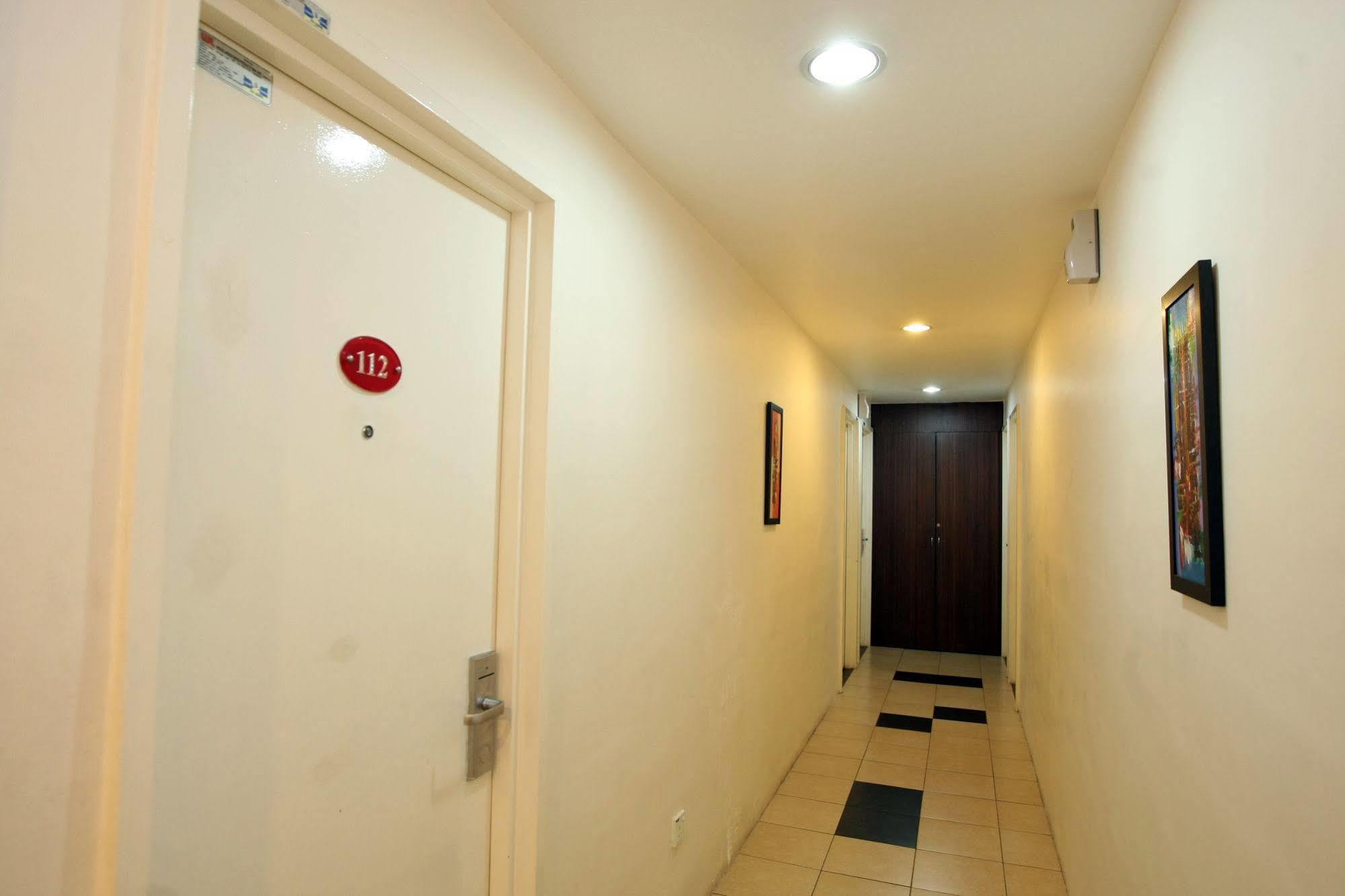 Uptown Hotel Kajang Bagian luar foto