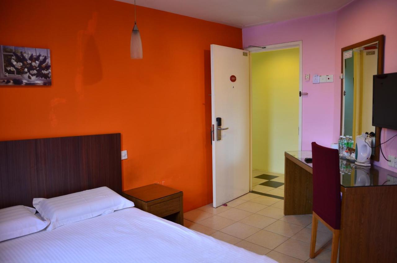 Uptown Hotel Kajang Bagian luar foto